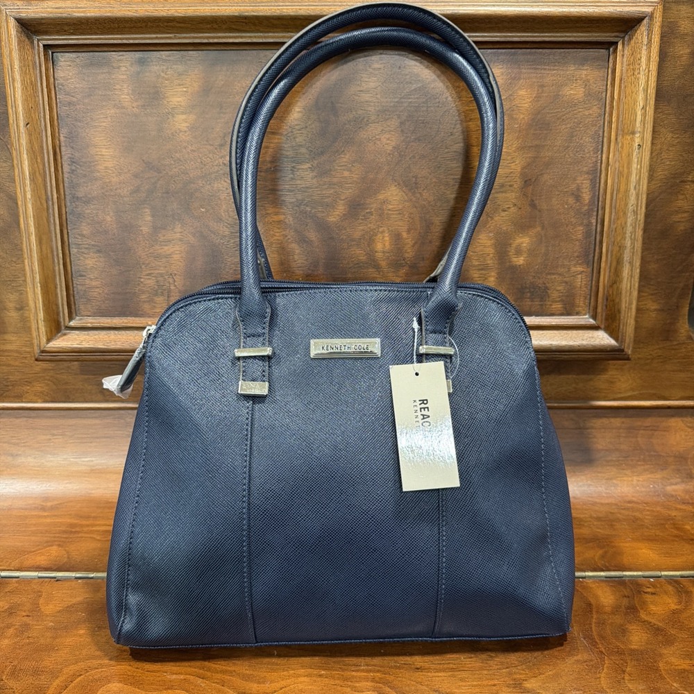 NWT Kenneth Cole Blue Reaction Purse Great Shape